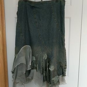 H.I.T. Jeans flirty boho skirt